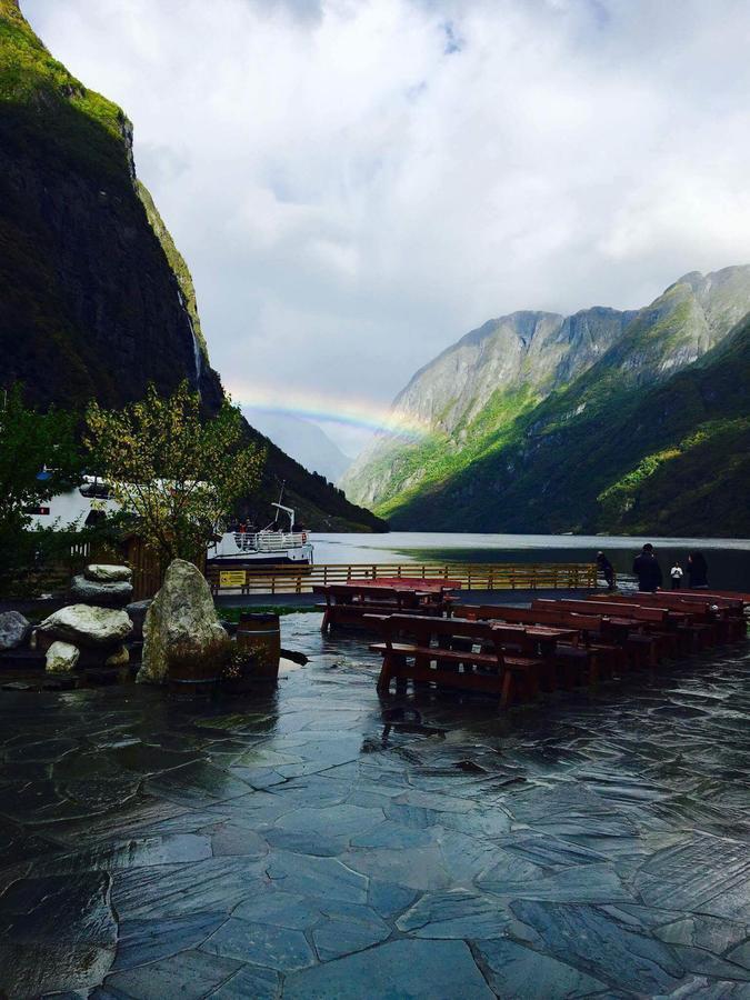 Gudvangen Budget Hotel Exteriör bild